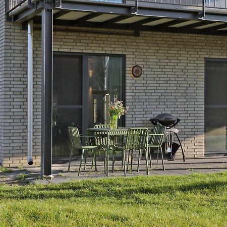 Beach Front Apartment In Lembruch-Duemmer See Exterior photo