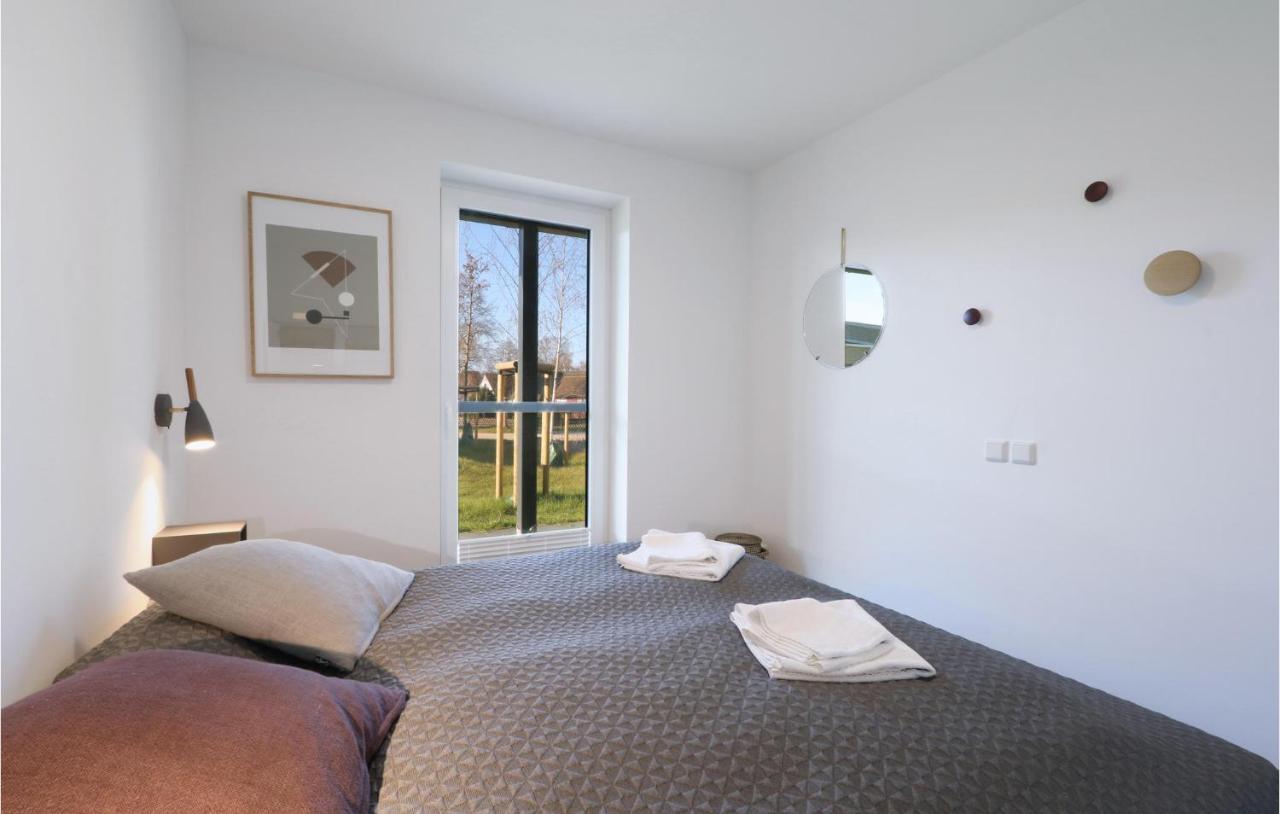 Beach Front Apartment In Lembruch-Duemmer See Exterior photo