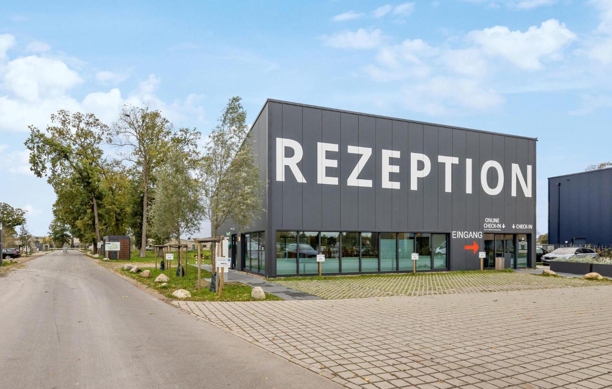 Beach Front Apartment In Lembruch-Duemmer See Exterior photo